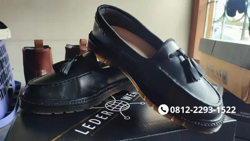 Sepatu loefers kulit asli