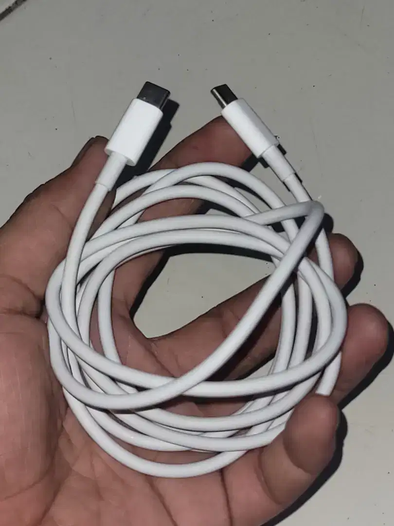 Kabel data C to C cabutan/bawaan ori iphone 15