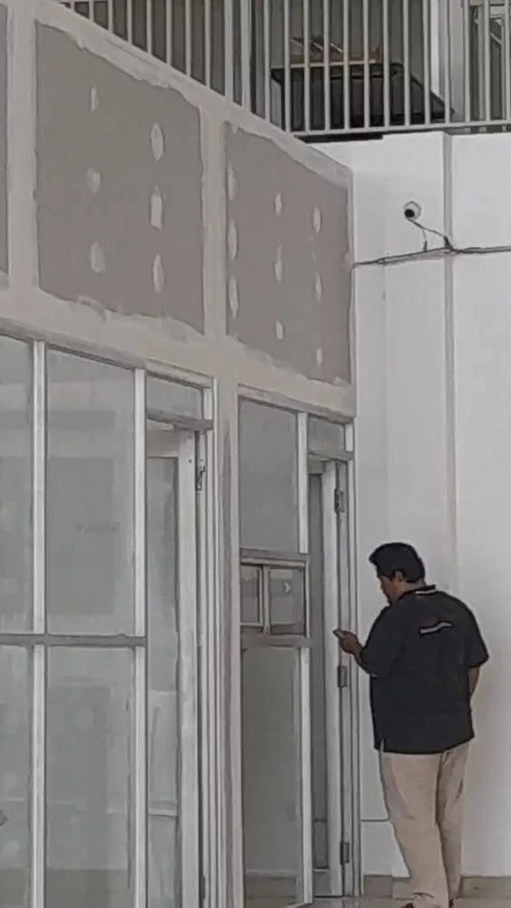 Pasang Kusen Alumunium + Pintu + Jendela + Partisi Untuk Kantor
