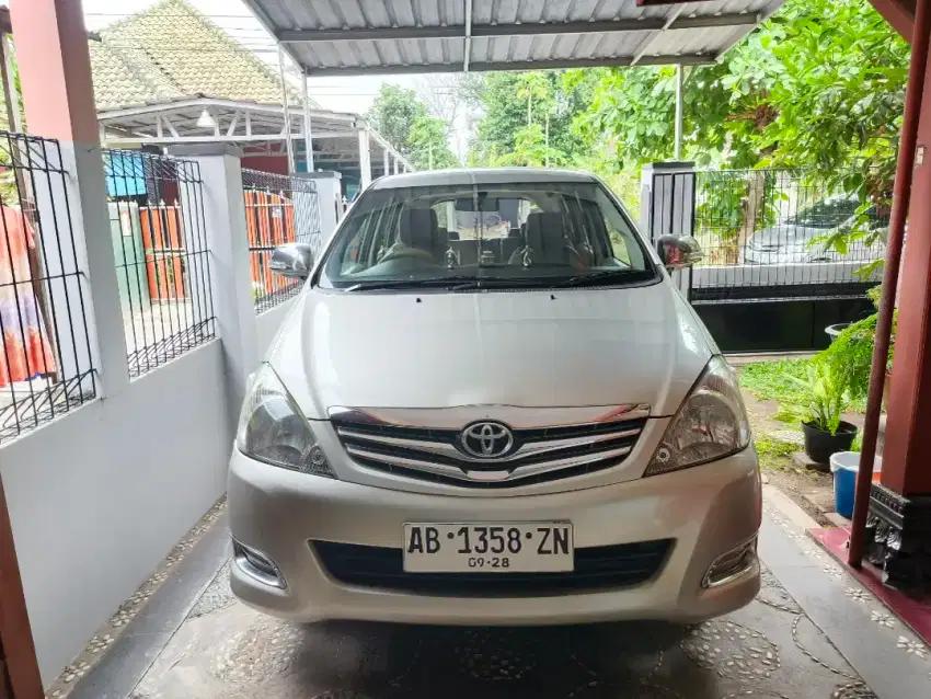 Innova 2.0 G 2010 silver manual istimewa AB