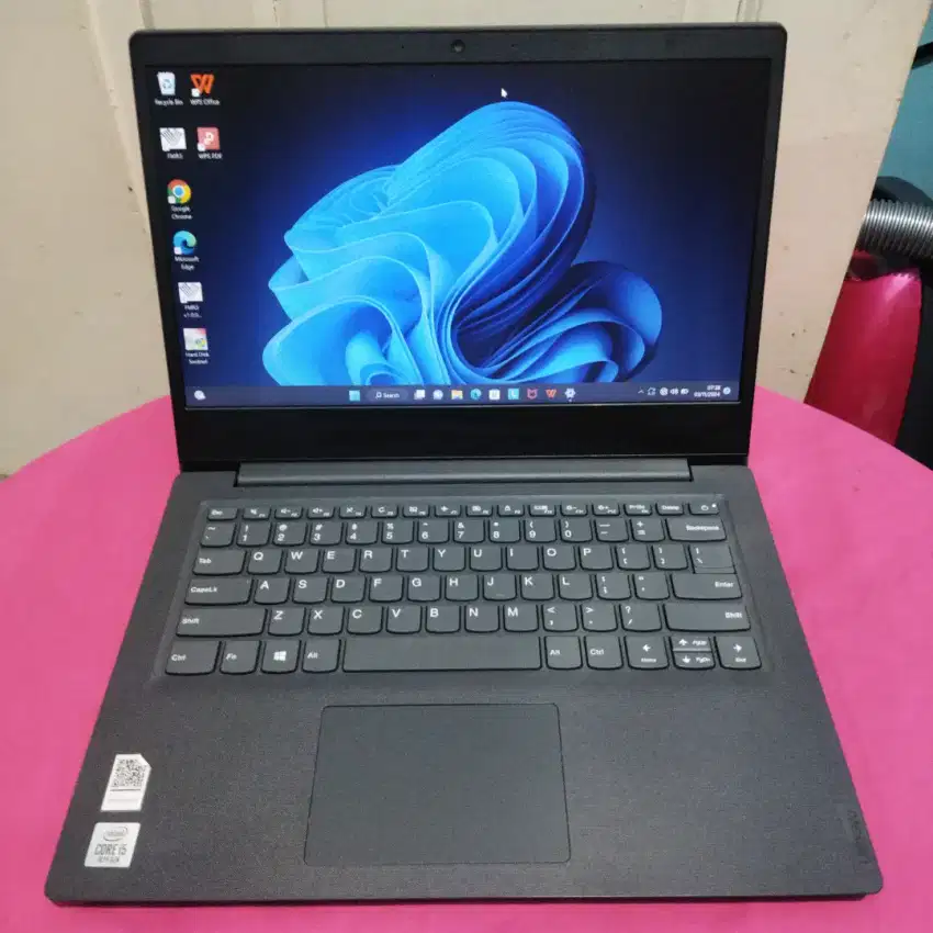 Lenovo V14 i5-1035G1 GEN 10 8GB Ram/256SSD FHD WIN 11 MULUS