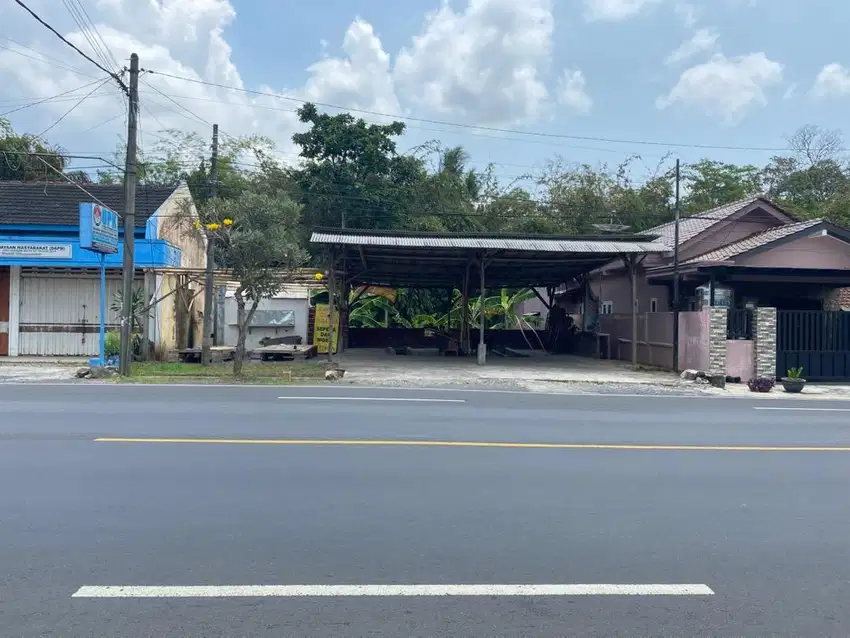 Sewa tanah di jalan raya provinsi klakah