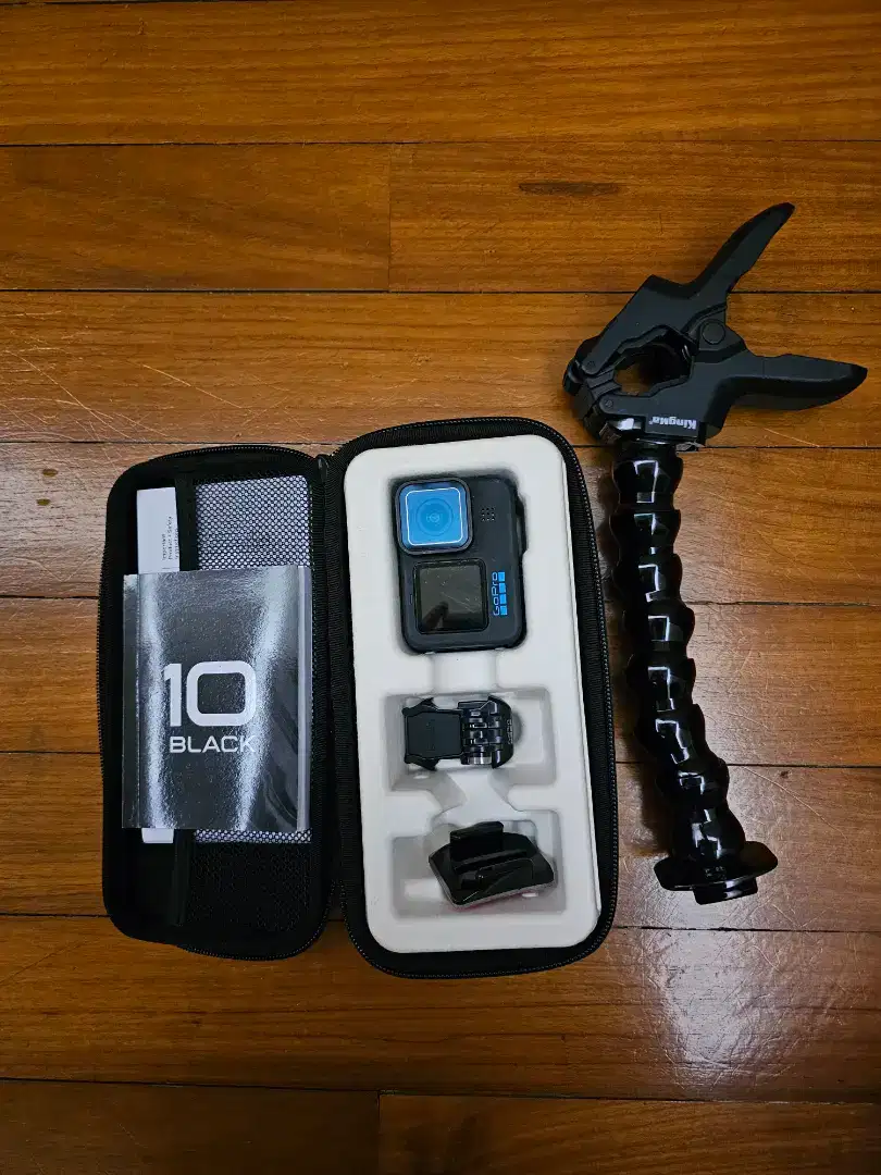 GoPro Hero 10 full set + Kingma accessories