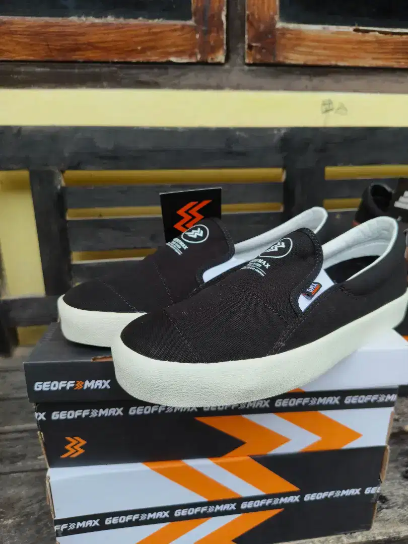 Special Promo Geoff Max - Meery Black White Sepatu Sneakers Casual