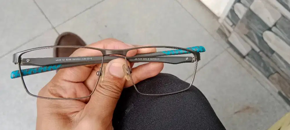 Adidas kacamata frame