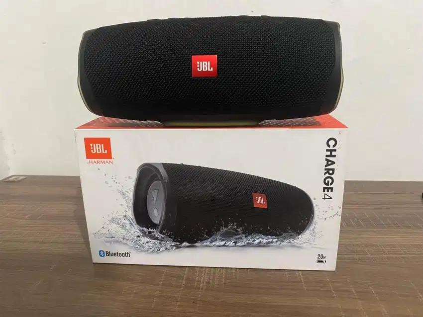 Speaker JBL Charge 4 (Bandung)