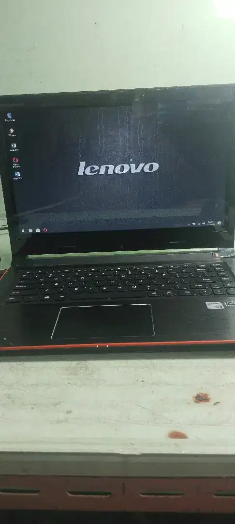 Laptop lenovo core i5 touchscren