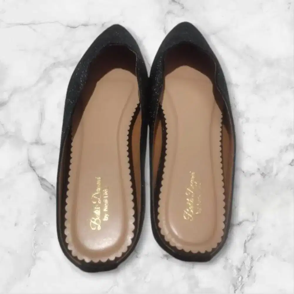 Sepatu Dayoni Slipper Black (BARU)