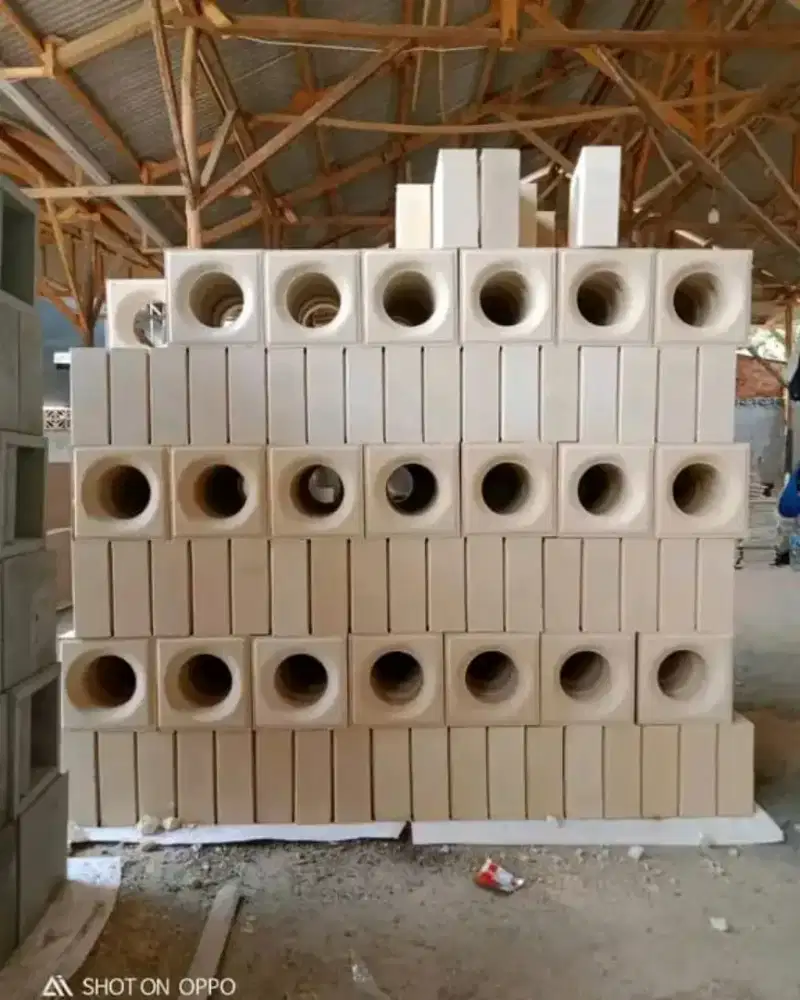 Roster beton minimalis