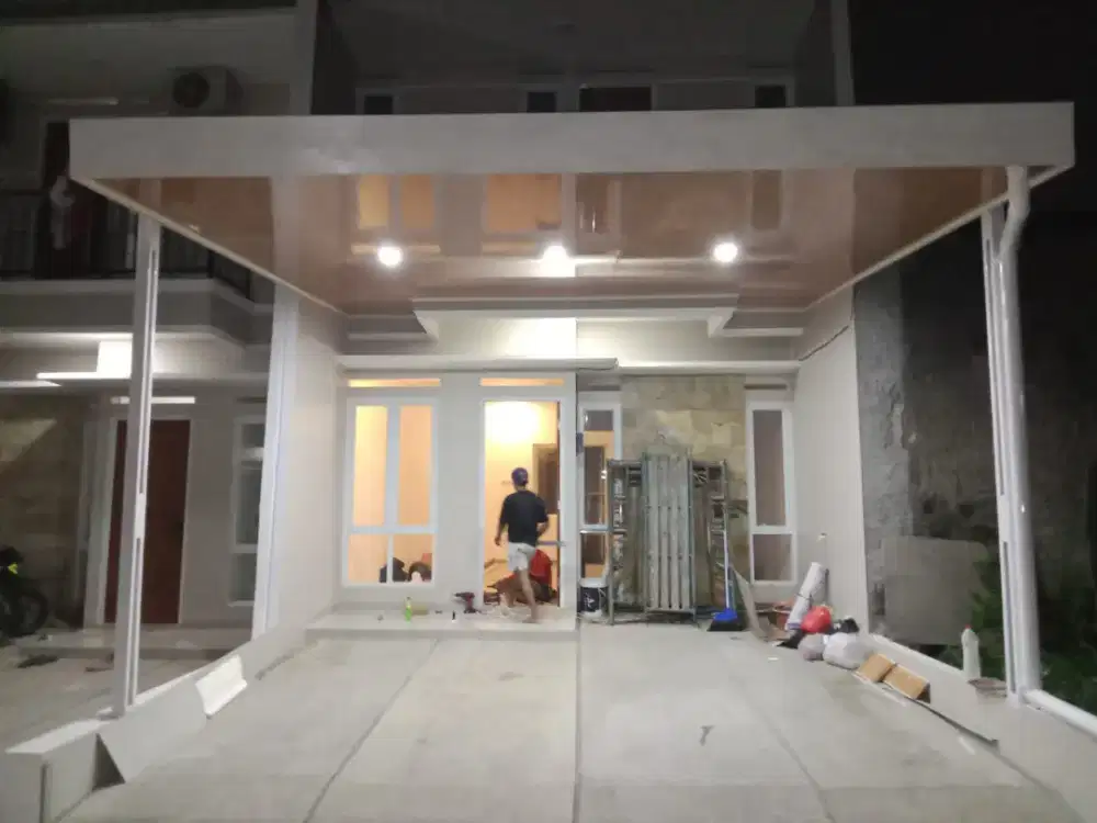 KANOPI BAJA RINGAN DAN HOLO