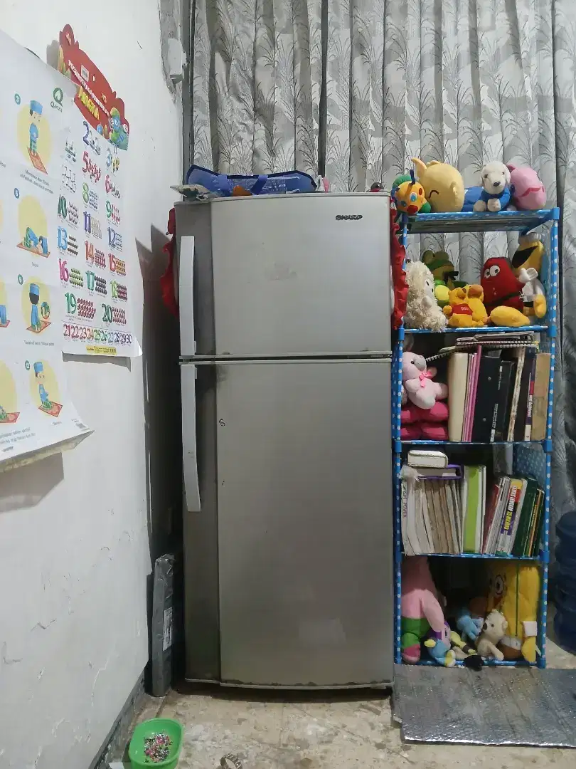 Jual kulkas 2 pintu merk sharp minusan