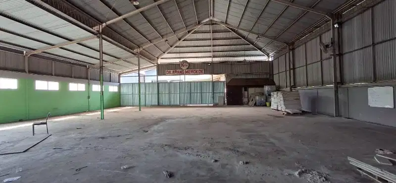 Disewakan gudang tempat usaha area By Pass Densel Bali