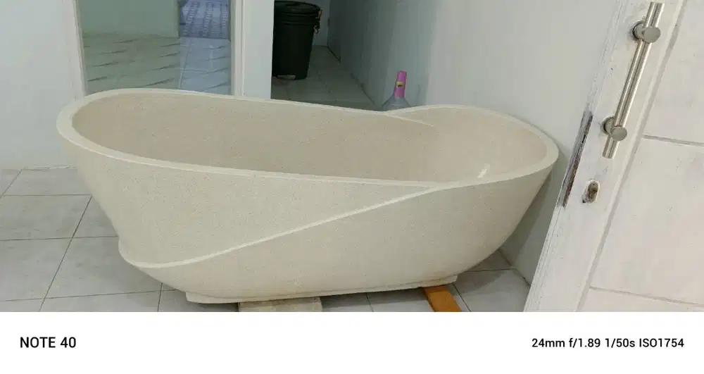 bathtub minimalis teraso model twin dewasa murah