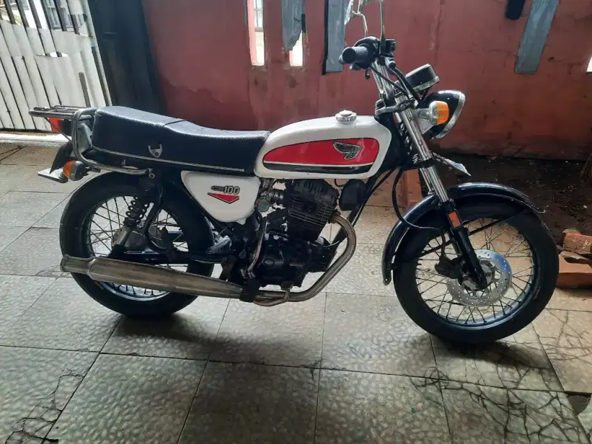 Honda cb 100 basic GL pro