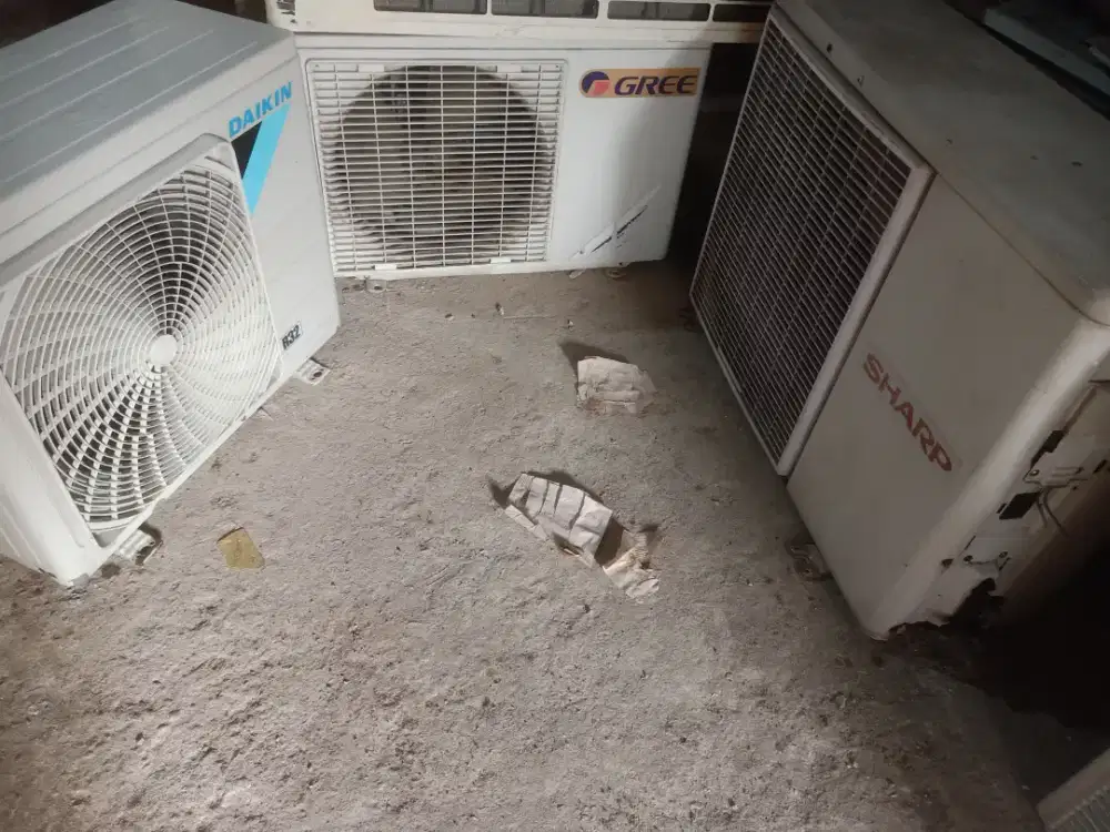 Ac bekas perkantoran.hotel.kami beli