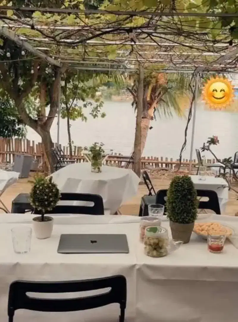 KONTRAKAN 3 SEKAT: KOST NYAMAN: KONTRAKAN & KOSTAN PINGGIR DANAU