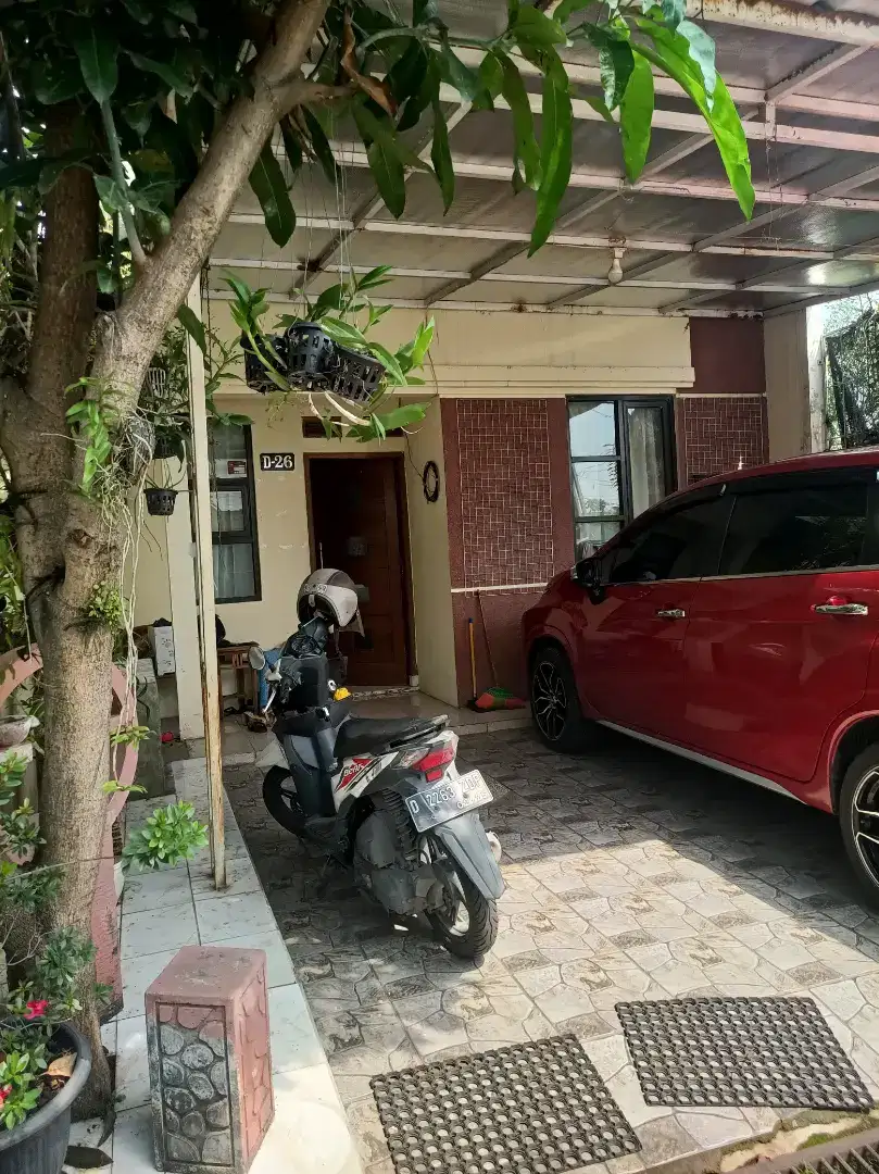Rumah minimalis aman dan nyaman one gate system