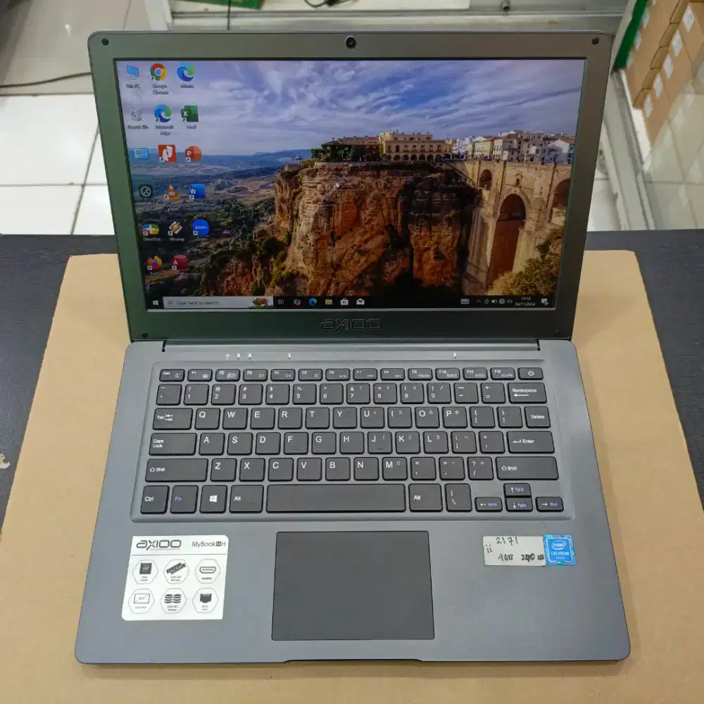 laptop second axioo mybook 14H ram 4gb SSD 256gb