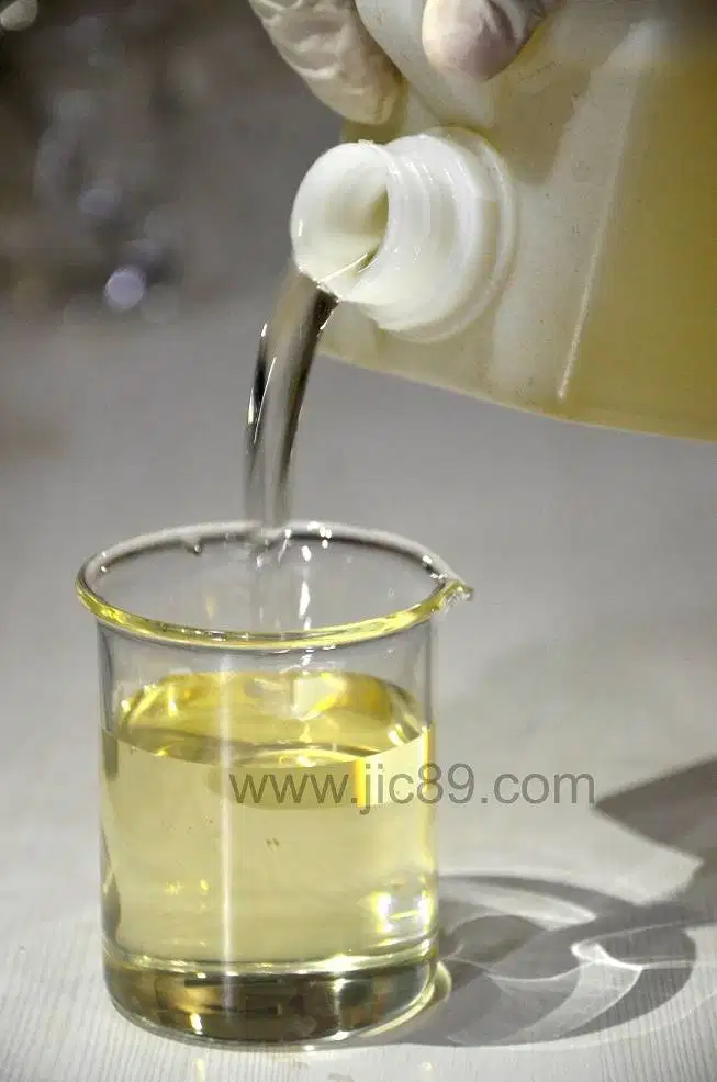 Paraffinic Oil 60% / Parafinic Oil 60 % (per kg)