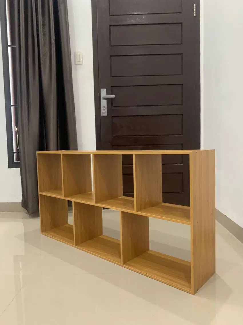 Rak Buku Kayu, 7 kotak, cocok untuk menaruh pajangan rumah atau buku