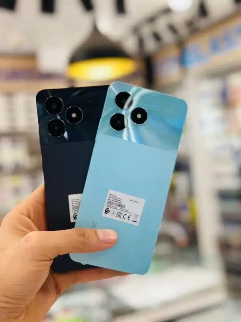 REALME NOTE 50, SKY BLUE AND MIDNIGHT BLACK