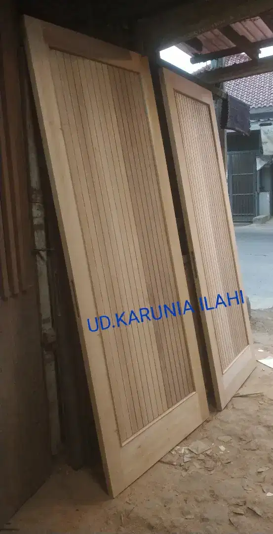 PERMEBELAN , KUSEN , DAUN PINTU DLL