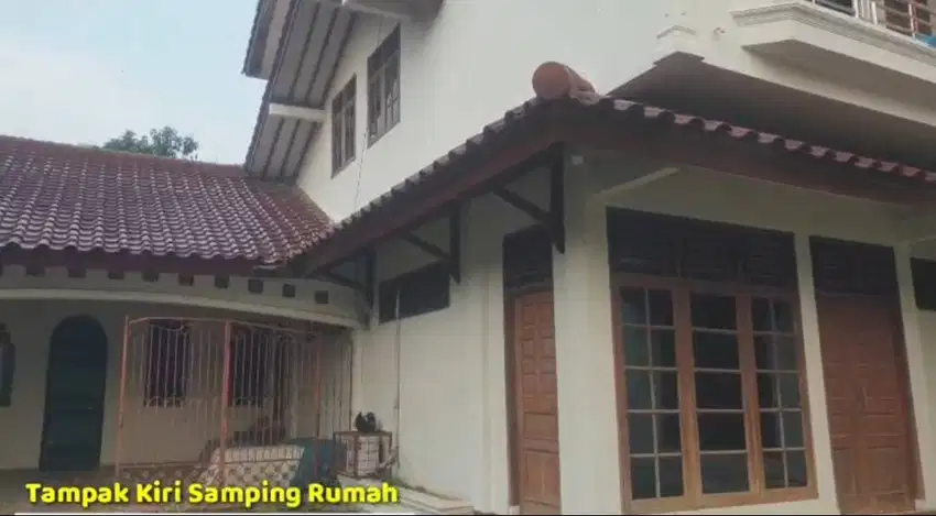 Di Jual Rumah Mewah/Megah di Tengah Kota Serang (2 lt hlmn luas)