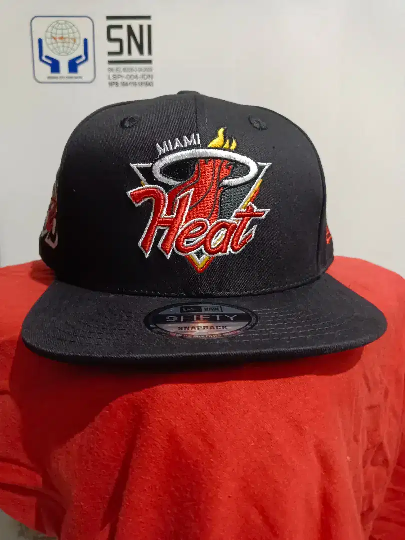 Topi New Era Miami