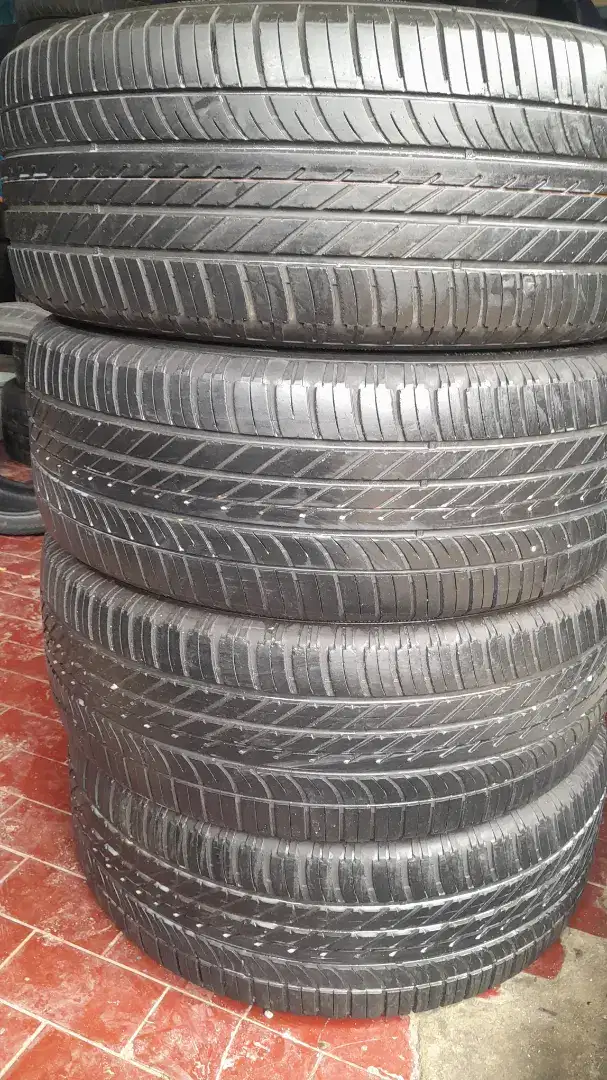 Ban copotan GLe Goodyer EAGLE F1 255/50 R20 255/55 R20 90%..4pcs