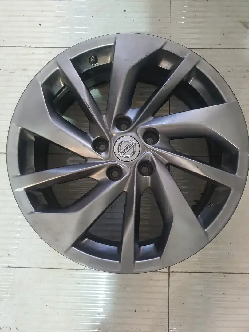 Velg nissan Xtrail atau Elgrand R18 hanya 1 pcs original