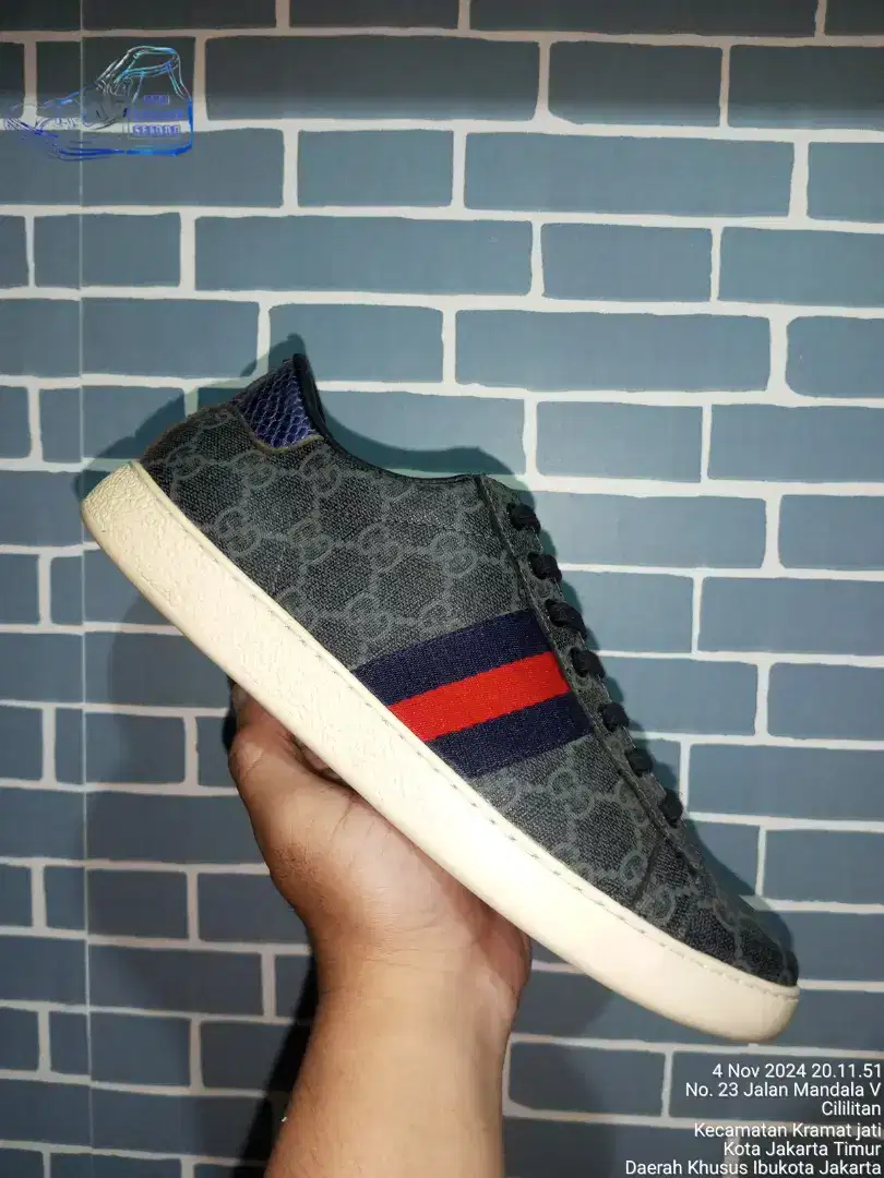 SEPATU CASUAL GUCCI