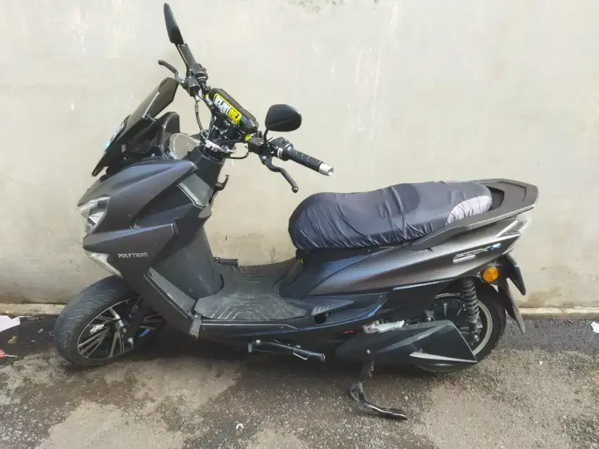Dijual Polytron Fox R Abu Dof lengkap dan modif tipis