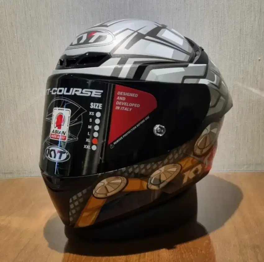 KYT TT Course TTC Thor limited edition