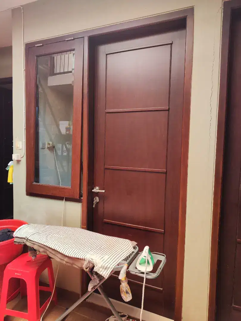 pintu kamar merbau dan kusen jendela