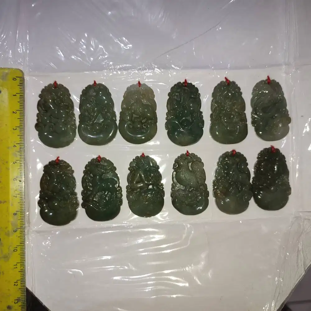 Liontin giok ukir 12 shio, giok birma 12 shio,ipe A