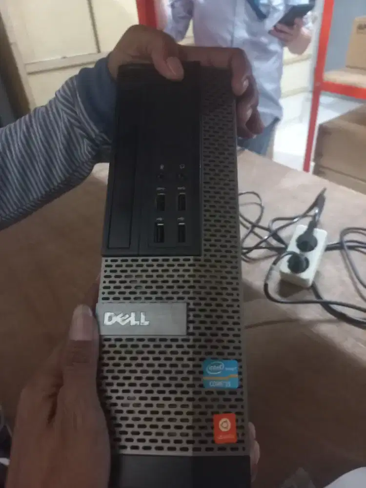 Jual beli komputet bekas surabaya