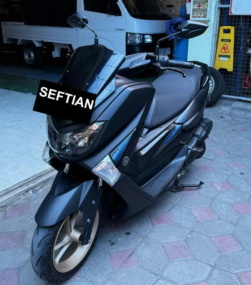 dijual nmax 155 non ABS hitam kondisi prima