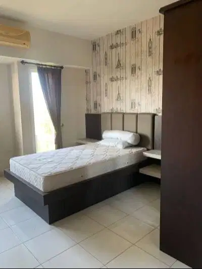 Disewakan Apartemen Berkeley Full Furnished View Hadap Kolam Renang