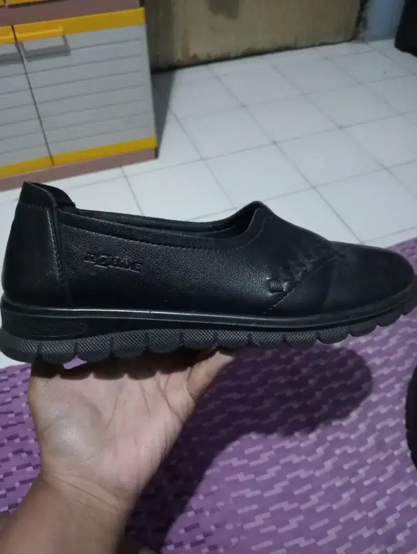 ROHDE sepatu casual wanita