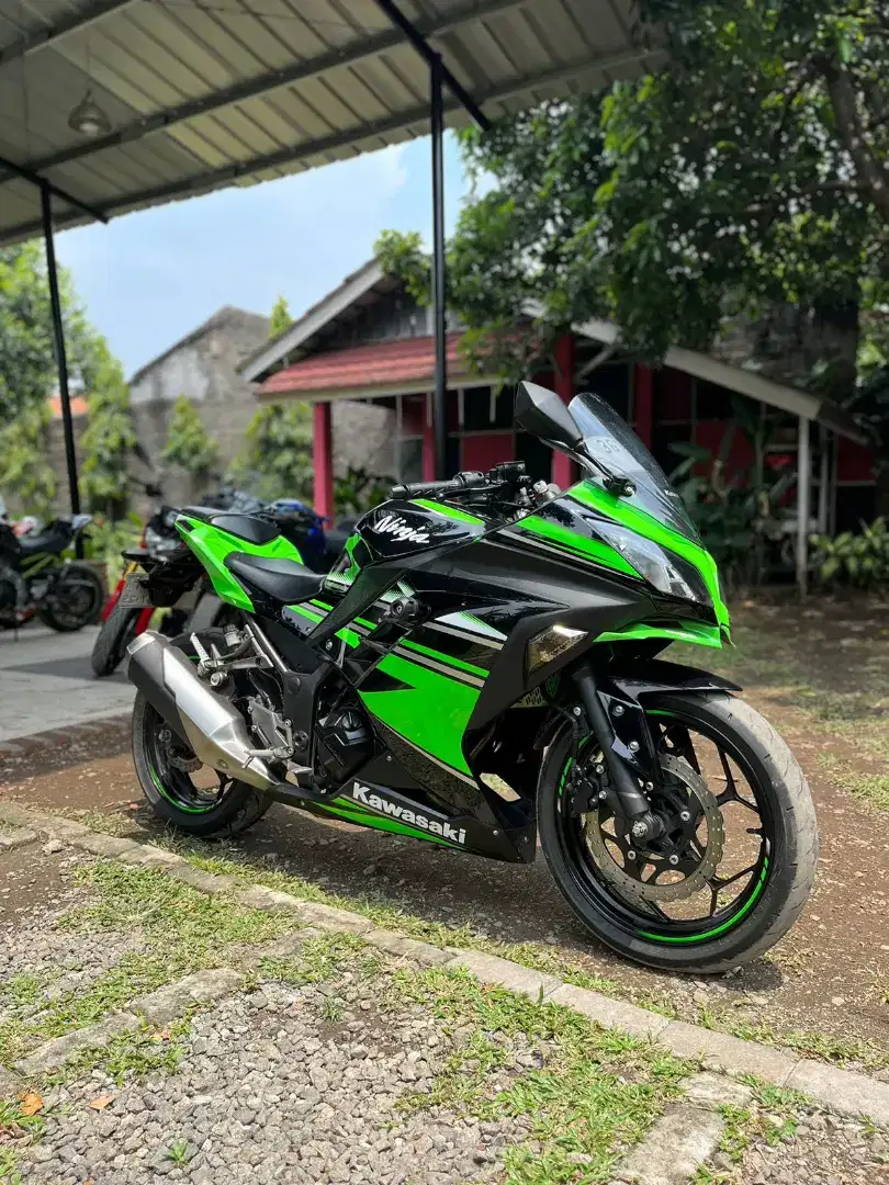 NINJA 250 FI SE KRT LIKE NEW