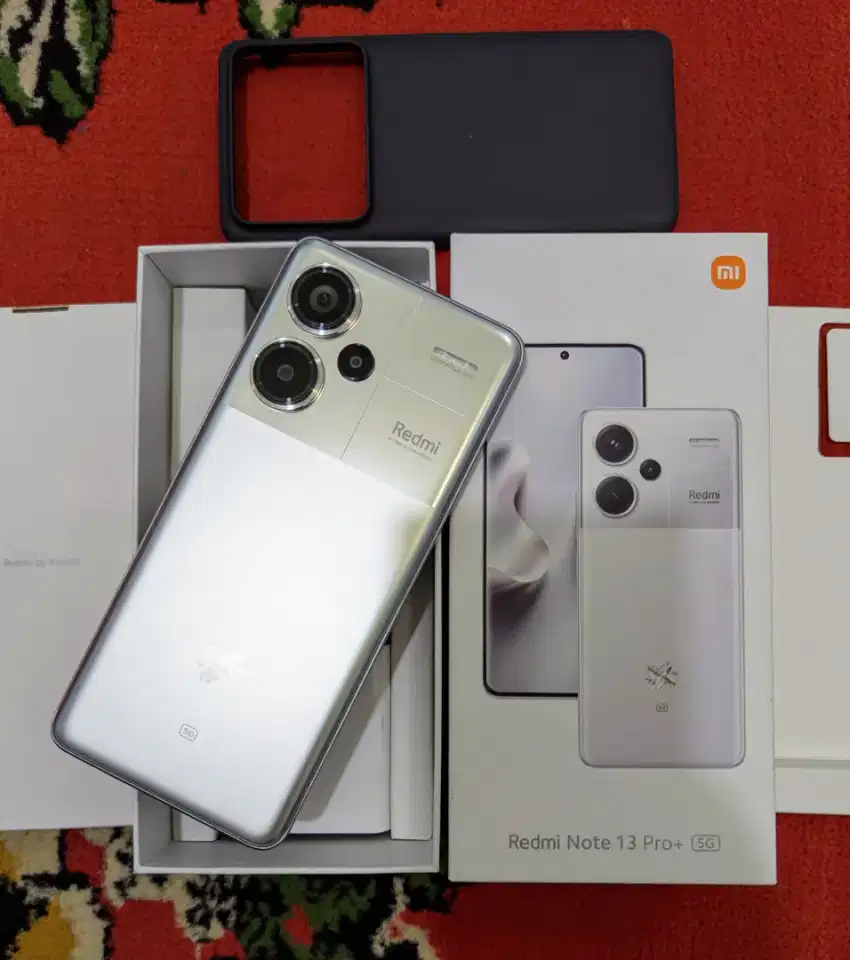 Redmi Note 13 Pro+ (12/512) Mlus kayak baru, Garansi panjang