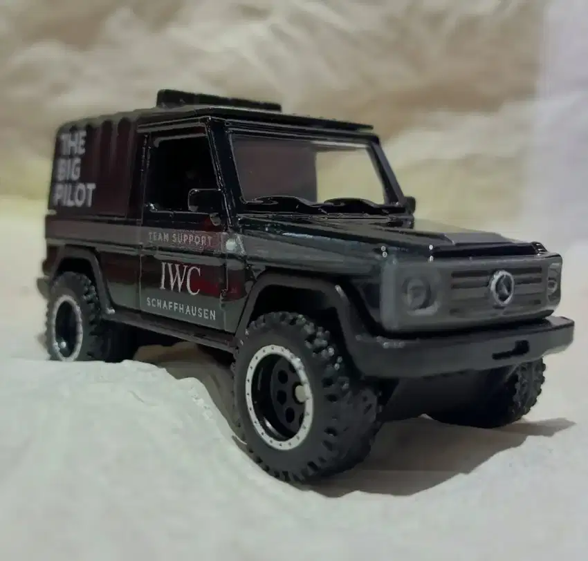 hotwheels premium mercedes benz g class karet