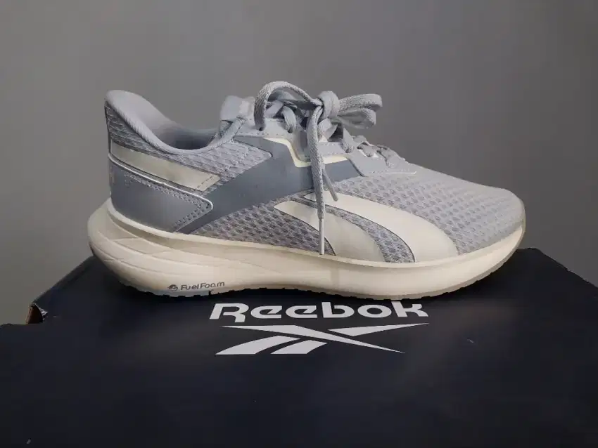 Sepatu Reebok original