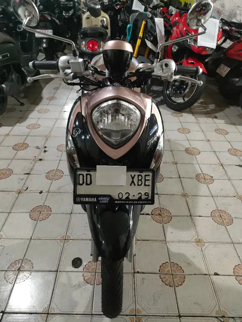 Yamaha fino premium 125 cc 2024 hitam