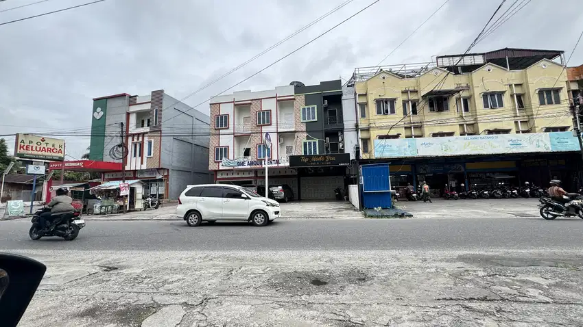 DISEWAKAN RUKO TEPI JLN DURIAN KONDISI SIAP HUNI