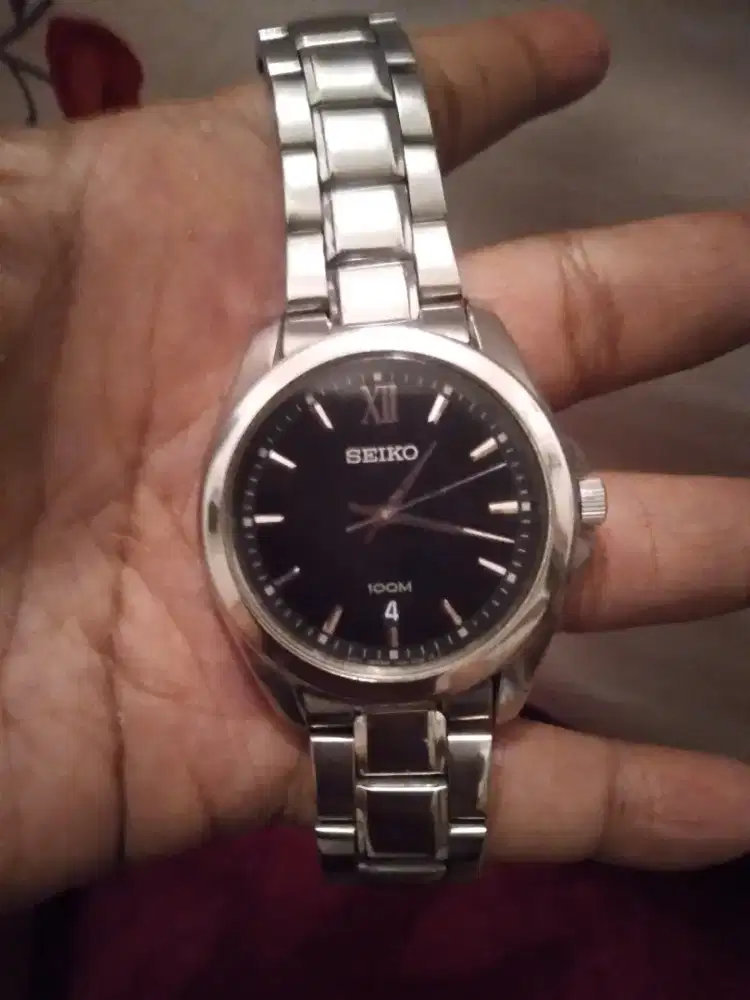 SEIKO quartz wacth 7N42-0FP0  wr 100 m 0rginal japan crytal safire