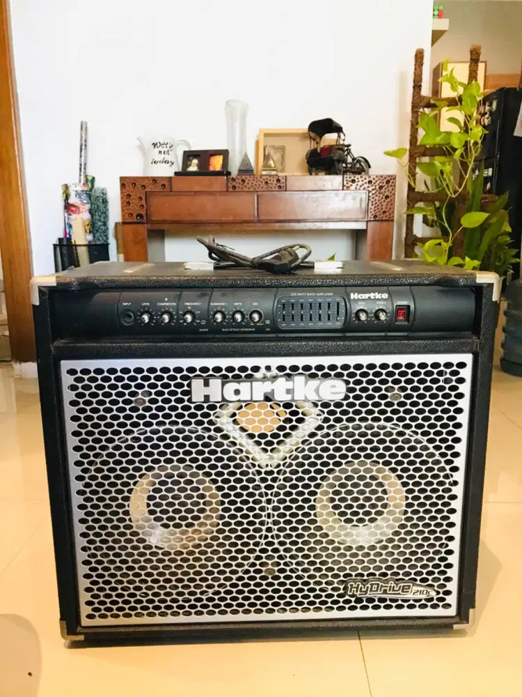 Ampli Bass Hartke HD 210C