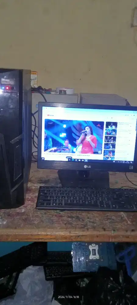 Cpu core i3 gen 4 lkp LED cocok utk sekolah dan kantor