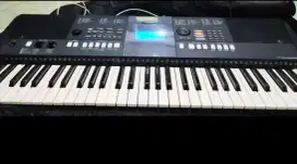 Yamaha PSR series E423