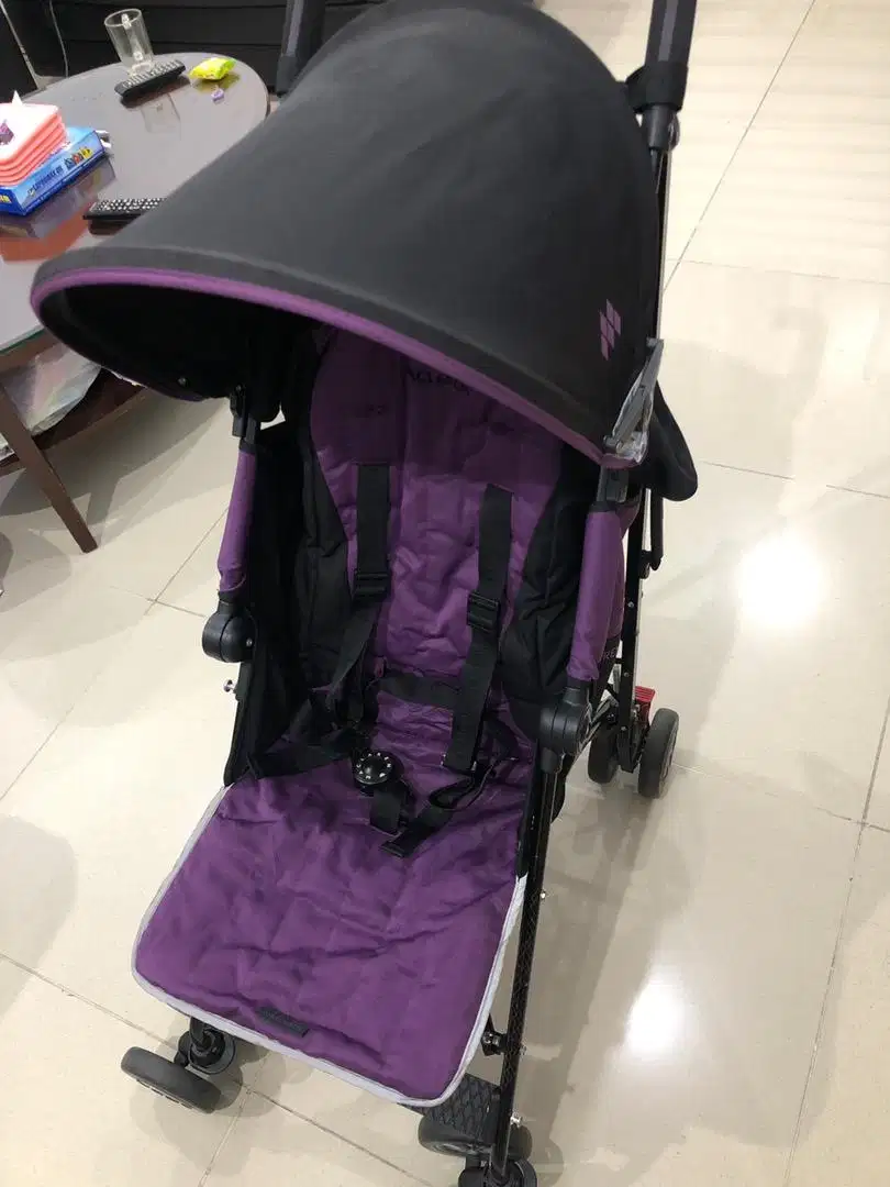 Stroller bekas maclaren